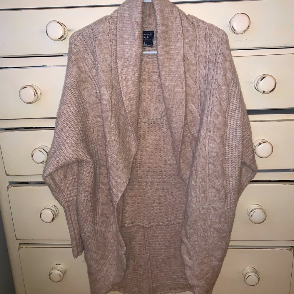 Abercrombie & Fitch cardigan